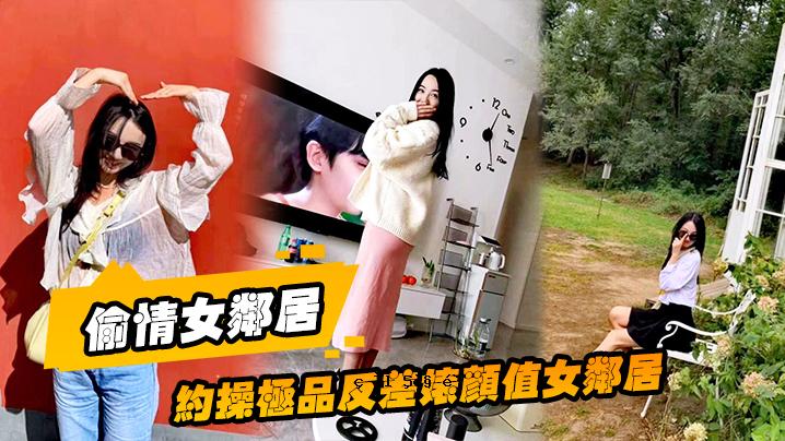 当我住在我居住的老城区时，我晚上会回到家上学。